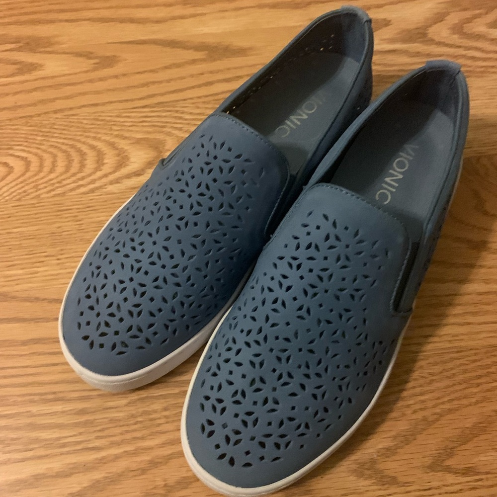 Vionic Women's Blue Slip-On Shoes